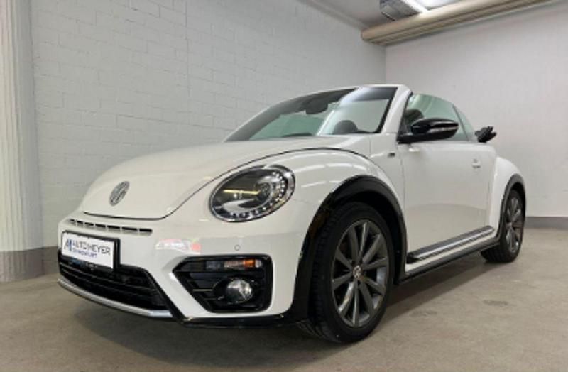 Usado VW Beetle Cabriolet R-line 150 CV (110 kW) 2018 Blanco metalizado Descapotable