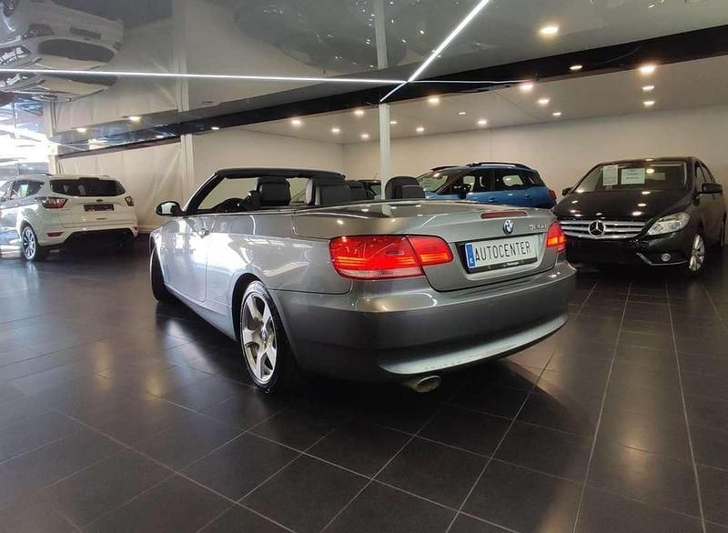 Usado BMW 320 184 CV (135 kW) 2010 Gris Coupe