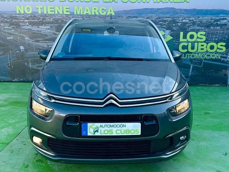 Usado Citroën C4 SpaceTourer Shine 130 CV (95 kW) 2019 Gris / plata Monovolumen