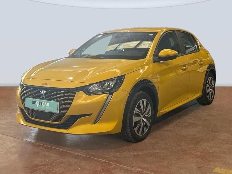 Usado Peugeot e-208 Active 100 kW (136 CV) 2020 Amarillo Utilitario