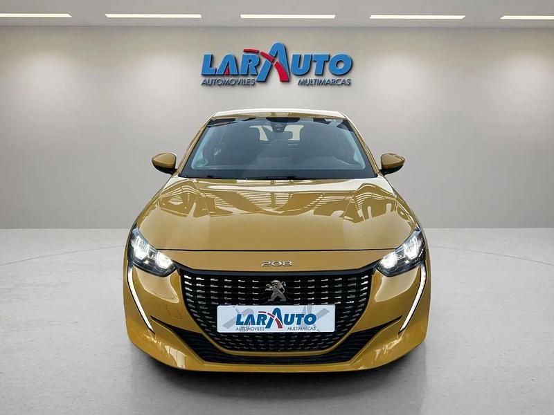 Usado Peugeot 208 Active 75 CV (55 kW) 2021 Amarillo Utilitario