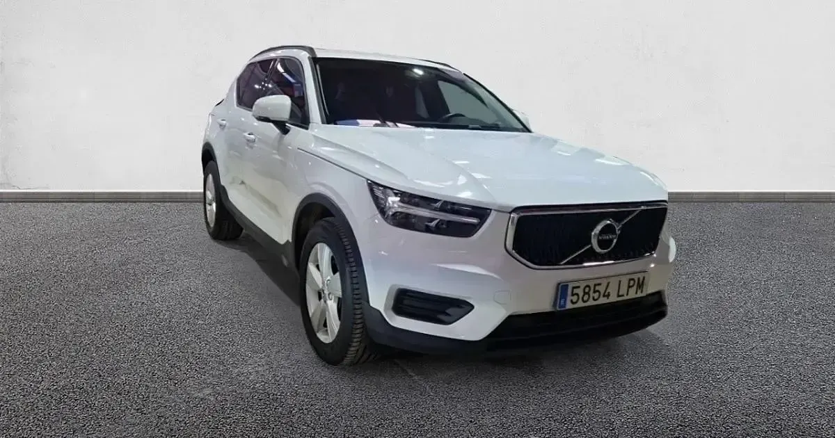 Usado Volvo XC40 Momentum 129 CV (94 kW) 2021 SUV