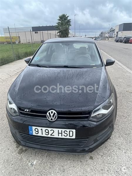 Negro Usado 2013 VW Polo Sport Berlina | 6999 € (Buen precio) - Imagen 1/4