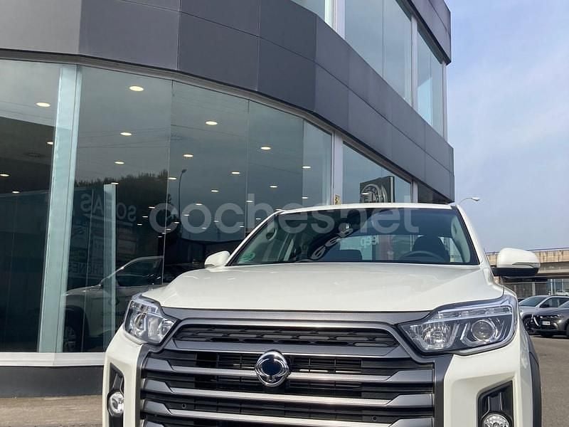 Usado Ssangyong (KGM) Musso 202 CV (148 kW) 2024 Blanco Recogida