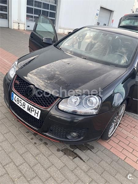 Negro Usado 2005 VW Golf IV GTI Berlina | 7500 € (Precio justo) - Imagen 1/4