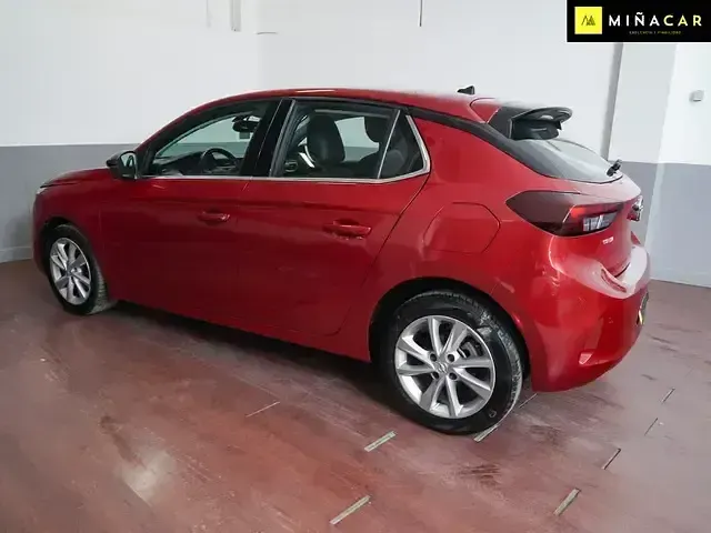 Usado Opel Corsa Elegance 101 CV (74 kW) 2021 Rojo Berlina
