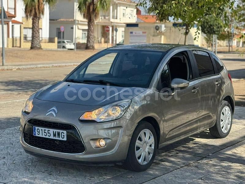 Usado Citroën C3 Attraction 68 CV (50 kW) 2013 Marrón Berlina
