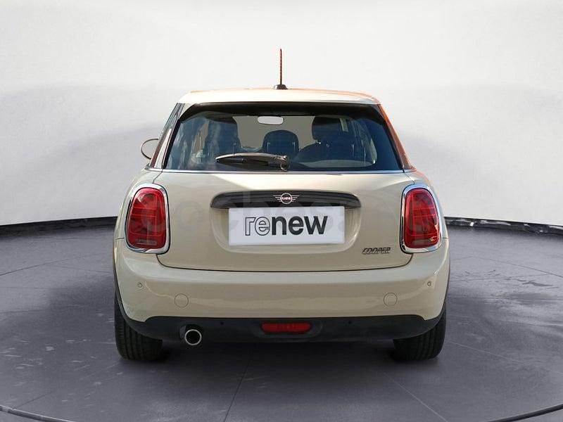 Usado Mini Cooper Clubman 136 CV (100 kW) 2020 Beige Familiar