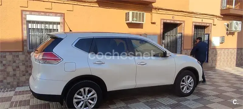Usado Nissan X-Trail Acenta 130 CV (95 kW) 2015 Blanco SUV