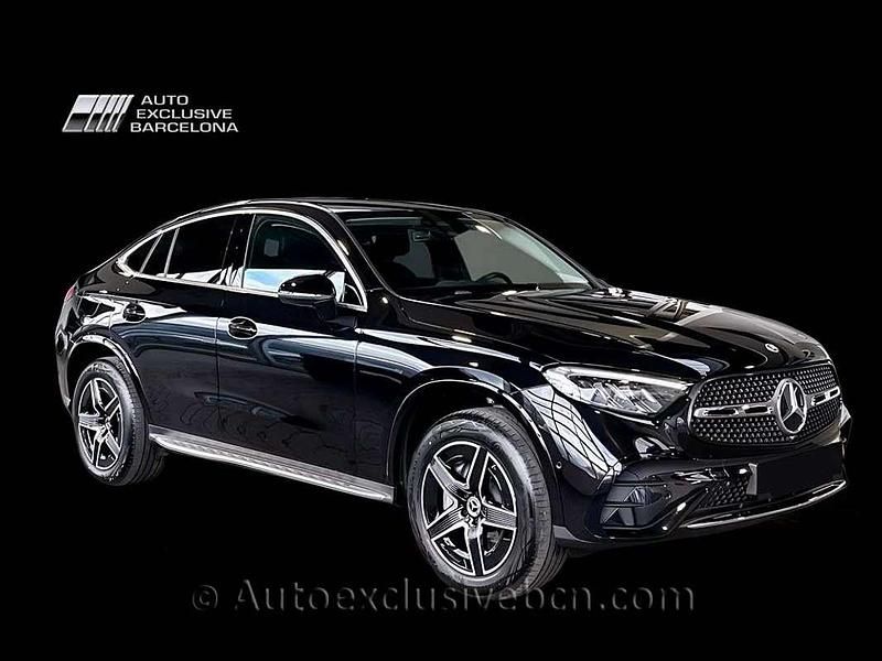 Usado Mercedes GLC300e 313 CV (230 kW) 2025 Negro Coupe
