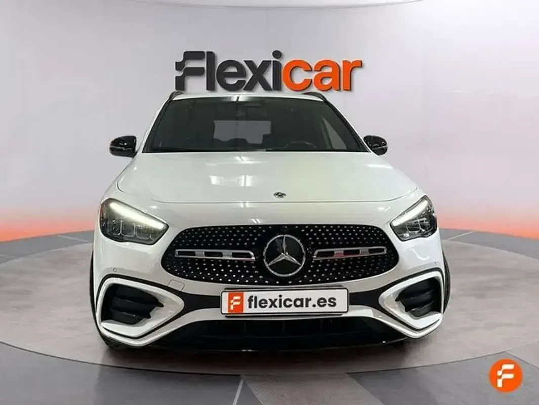 Usado Mercedes GLA250 218 CV (160 kW) 2023 Blanco SUV