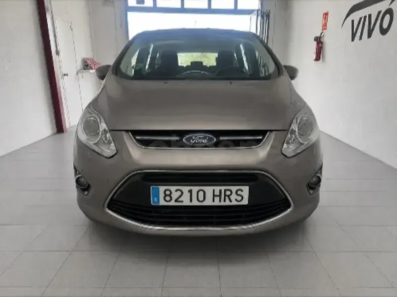 Usado Ford C-MAX Titanium 125 CV (91 kW) 2013 Beige Monovolumen