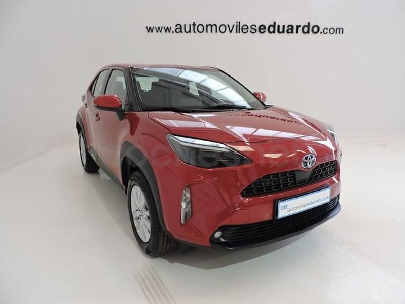 Usado Toyota Yaris Cross Business Edition 116 CV (85 kW) 2022 Rojo SUV