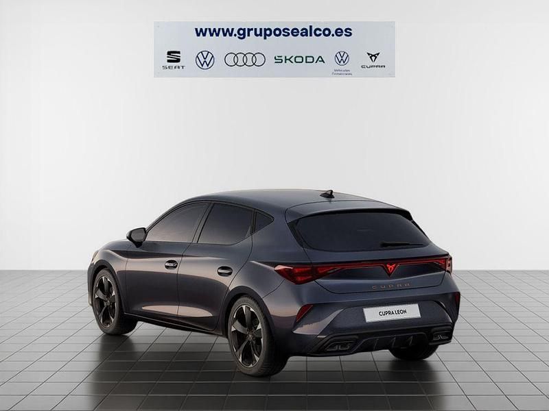Usado Cupra Leon 150 CV (110 kW) 2025 Gris Berlina