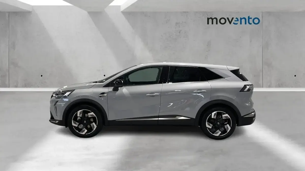 Usado Renault Symbioz Iconic 145 CV (106 kW) 2025 Gris / plata SUV