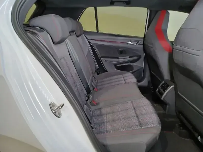 Usado VW Golf VIII GTI 245 CV (180 kW) 2023
