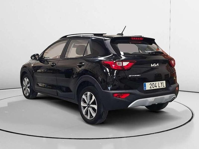 Usado Kia Stonic 101 CV (74 kW) 2020 Negro SUV