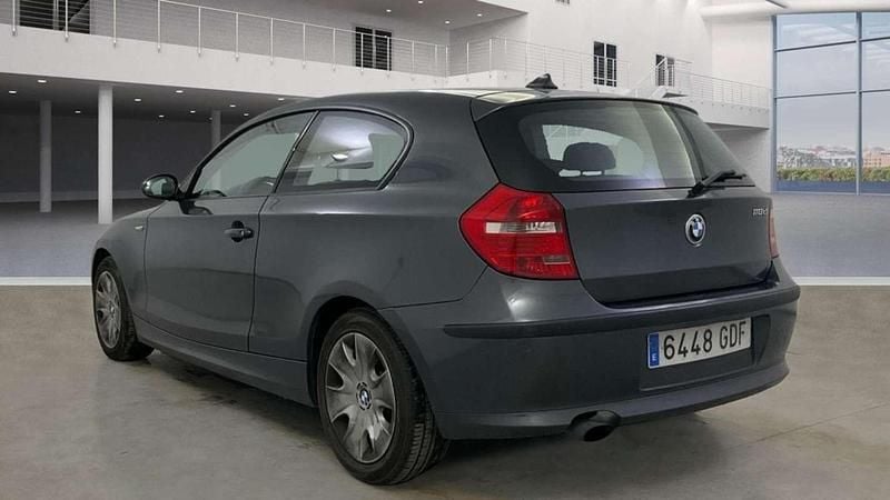 Używany BMW 118 143 KM (105 kW) 2008 Szary Hatchback