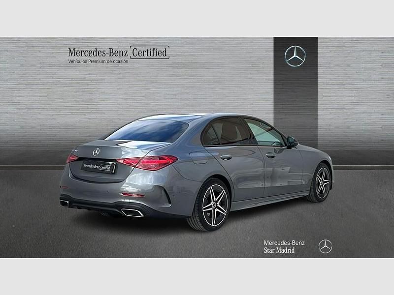 Usado Mercedes C220 AMG line 200 CV (147 kW) 2025 Gris selenita (metalizado) Berlina