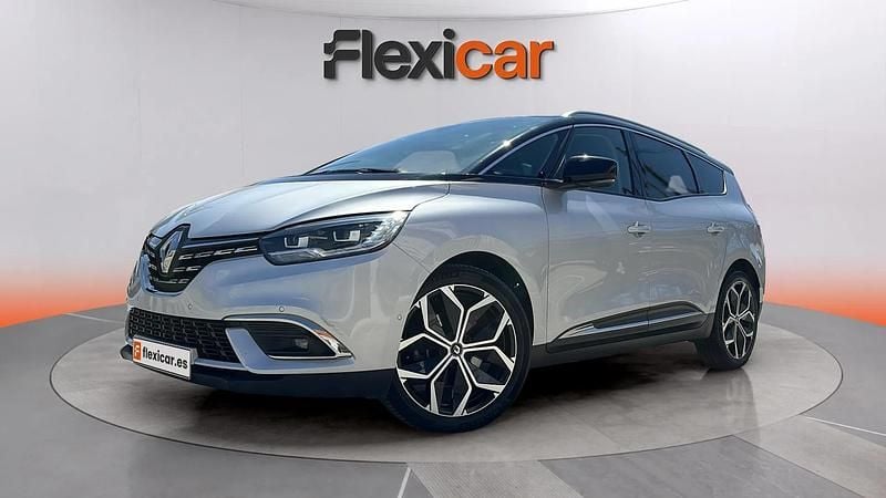 Usado Renault Grand Scénic IV Zen 140 CV (102 kW) 2021 Blanco Monovolumen