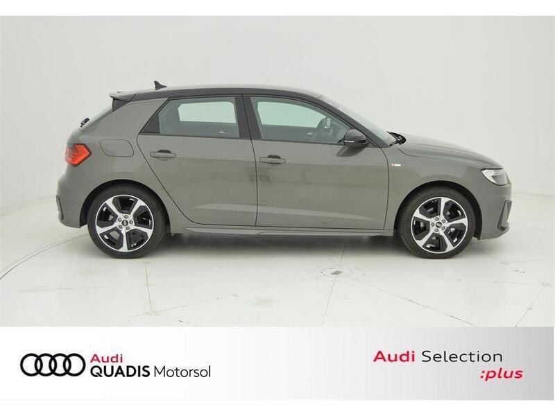 Usado Audi A1 Sportback Comfort 110 CV (80 kW) 2022 Gris cronos Utilitario