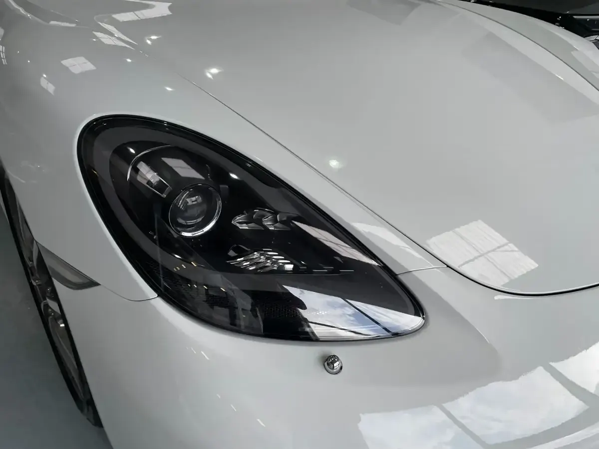 Usado Porsche Cayman 300 CV (220 kW) 2018 Blanco