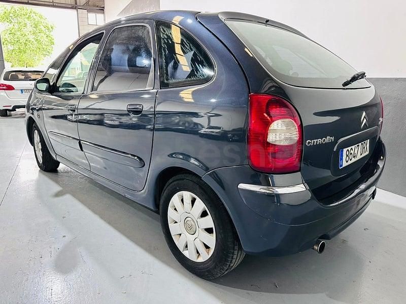 Brugt Citroën Xsara Picasso Exclusive 90 HK (66 kW) 2005 Grå MPV