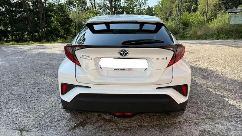 Usado Toyota C-HR Advance 122 HP (89 kW) 2017 Branco SUV