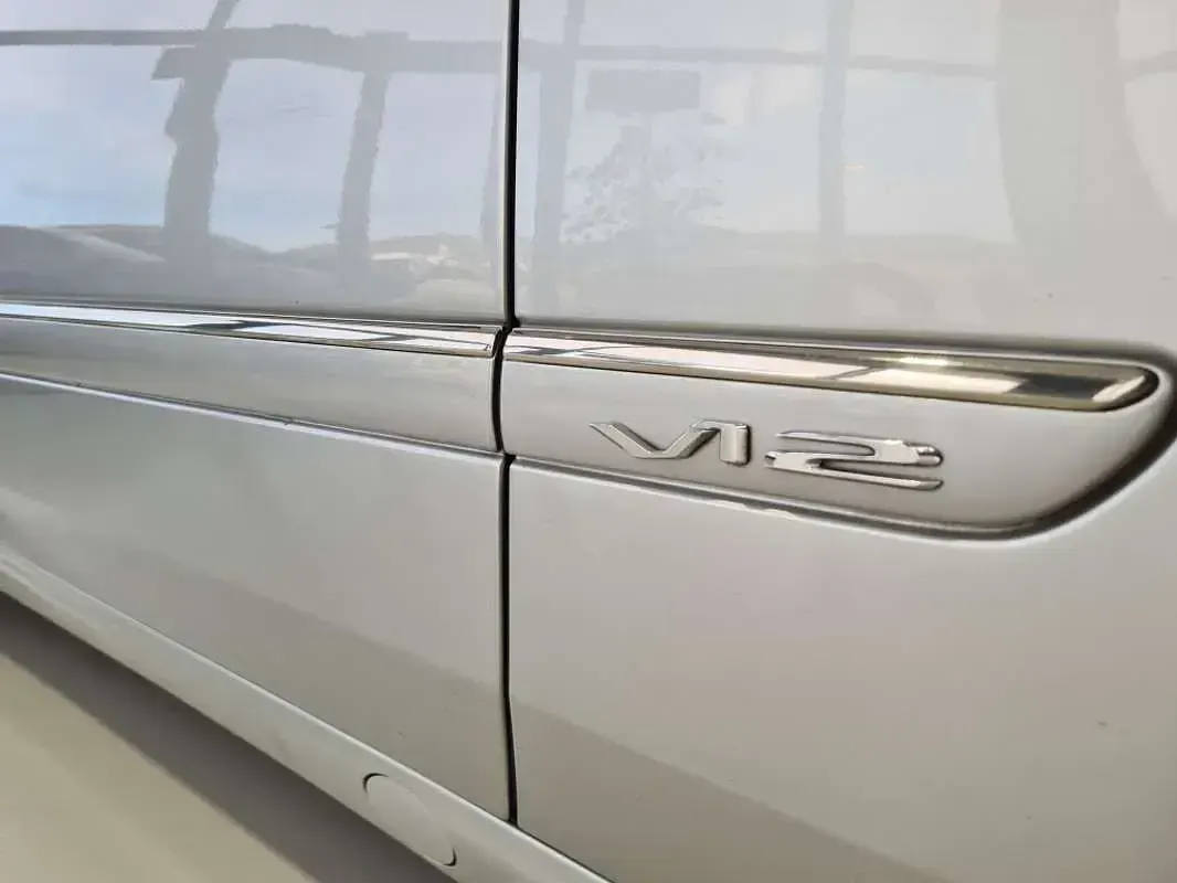 Usado Mercedes CL600 500 CV (367 kW) 2003 Plateado Coupe