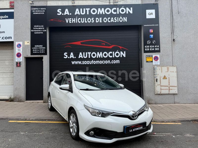 Blanco Usado 2018 Toyota Auris Active Berlina | 12.990 € (Precio justo) - Imagen 1/4