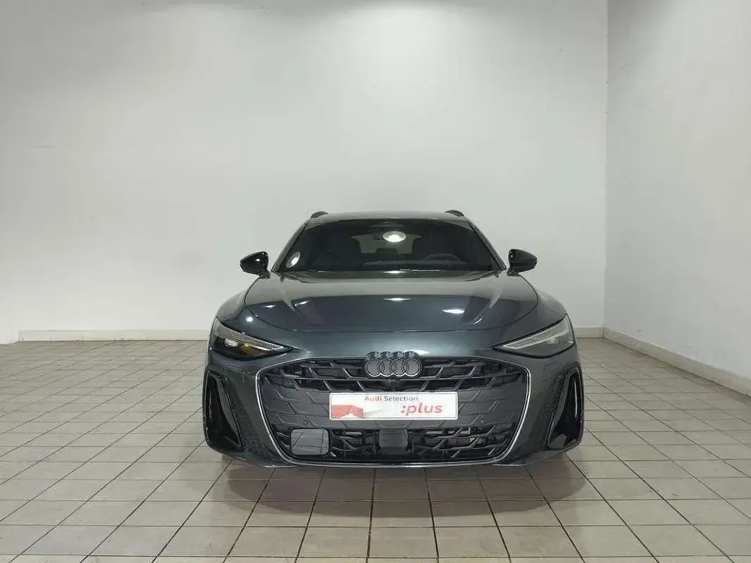 Usado Audi A6 Edition .1 299 CV (219 kW) 2026 Gris Familiar