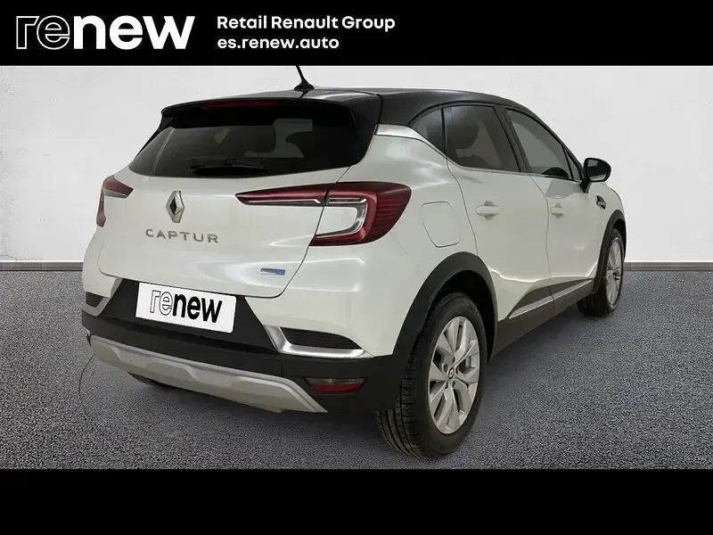 Usado Renault Captur Zen 160 CV (117 kW) 2022 Blanco SUV