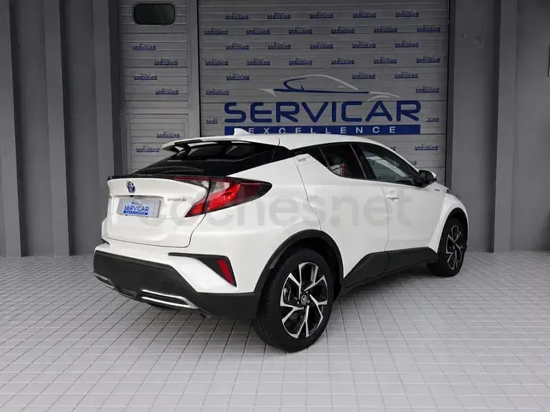 Usado Toyota C-HR Advance 184 CV (135 kW) 2022 Blanco SUV