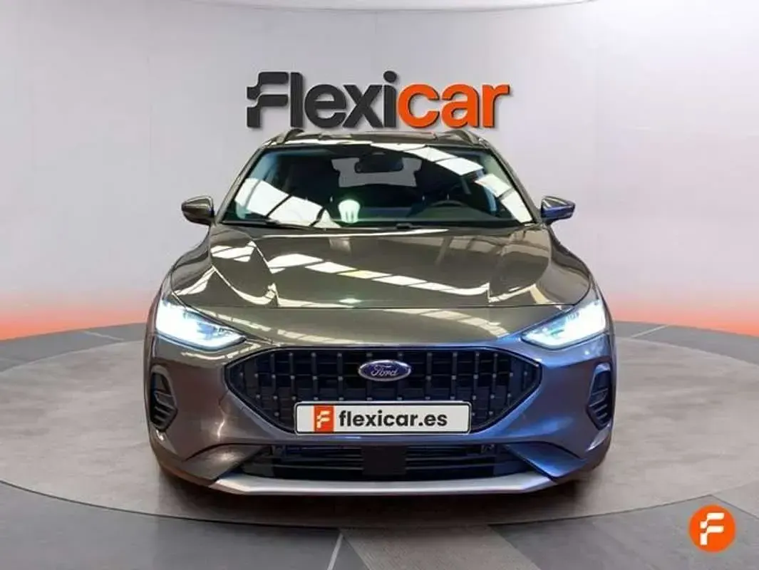 Usado Ford Focus ST-Line 155 CV (114 kW) 2024 Gris Berlina