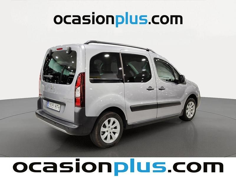 Usado Peugeot Partner Outdoor 100 CV (73 kW) 2017 Gris Monovolumen