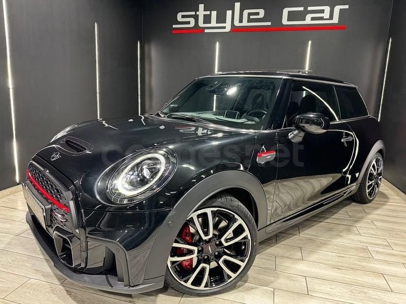 Usado Mini John Cooper Works 231 CV (169 kW) 2024 Negro Utilitario