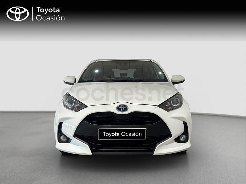 Usado Toyota Yaris Hybrid Business Edition 116 CV (85 kW) 2021 Blanco Berlina