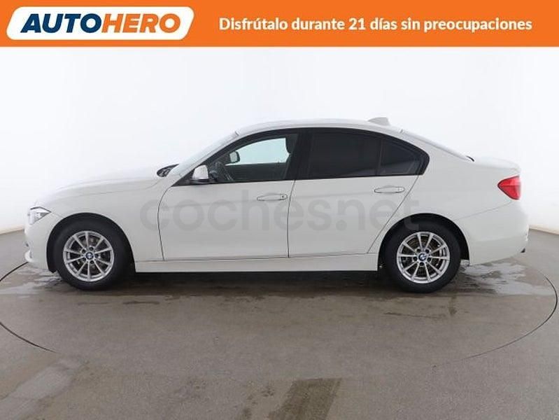 Usado BMW 318 Sport Line 150 CV (110 kW) 2017 Blanco Berlina