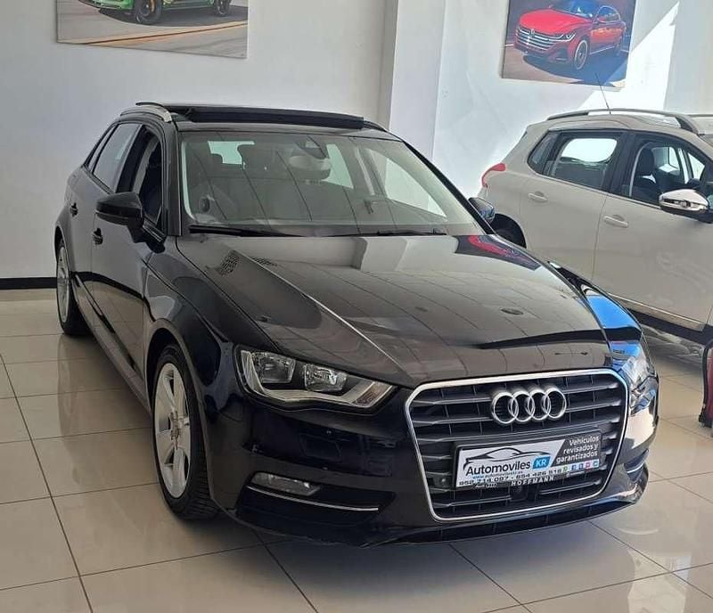 Usado Audi A3 Sportback Ambiente 150 CV (110 kW) 2015 Negro Utilitario