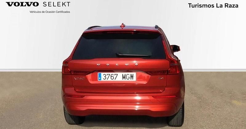 Usado Volvo XC60 Core 197 CV (144 kW) 2023 SUV