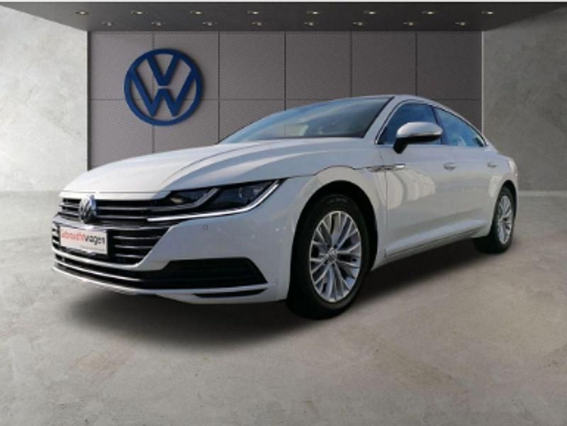 Usado VW Arteon 190 CV (139 kW) 2018 Blanco metalizado Berlina
