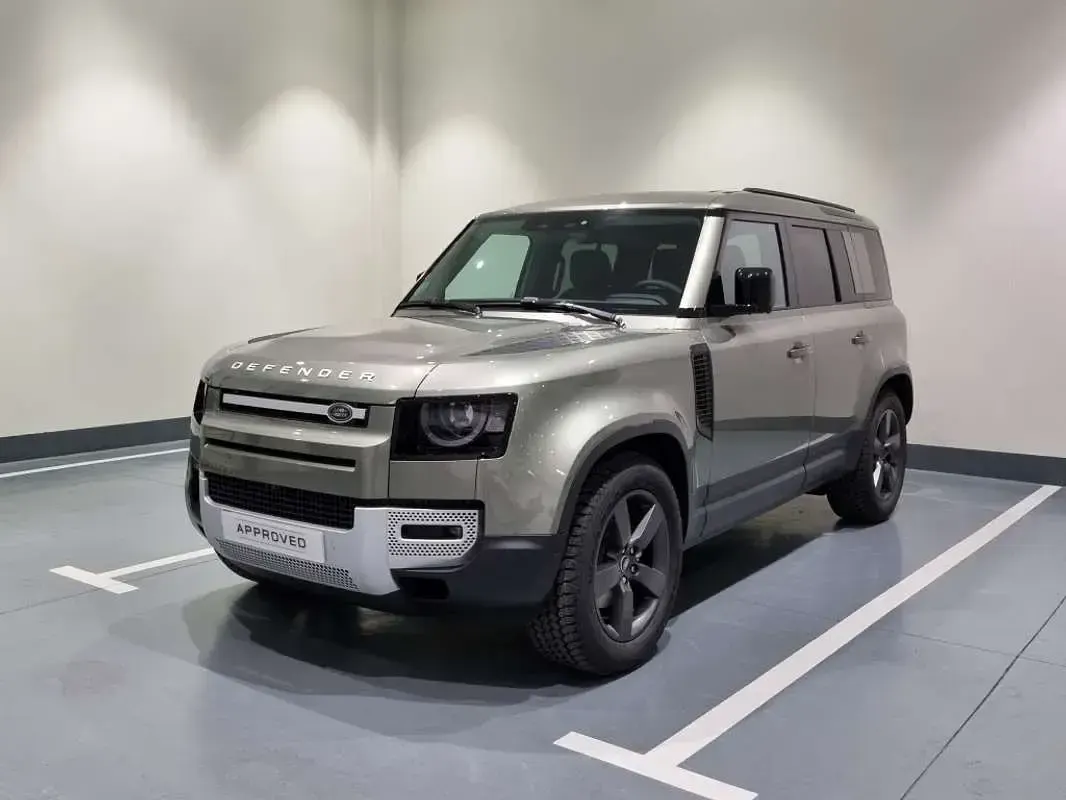 Usado Land Rover Defender S 249 CV (183 kW) 2024 Verde SUV