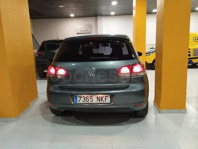 Usado VW Golf VI Sport 122 CV (89 kW) 2009 Gris / plata Utilitario