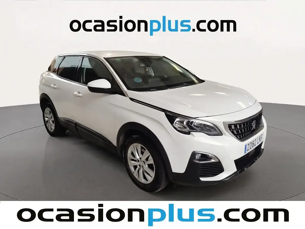 Usado Peugeot 3008 Active 130 CV (95 kW) 2020 Blanco SUV