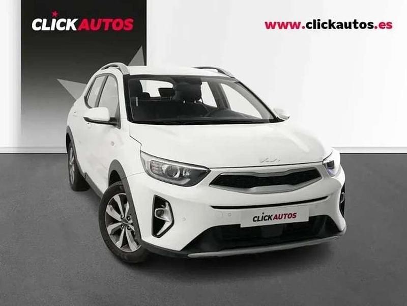 Usado Kia Stonic Active 101 CV (74 kW) 2025 Blanco SUV