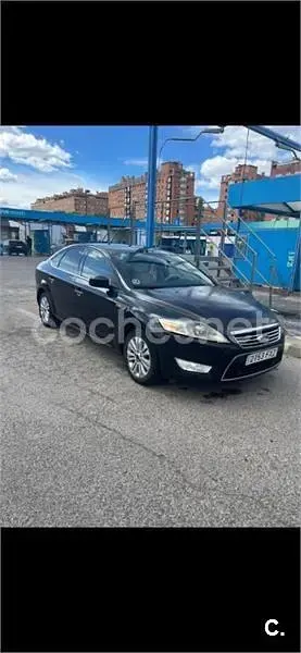 Usado Ford Mondeo Ghia 130 CV (95 kW) 2007 Negro Berlina