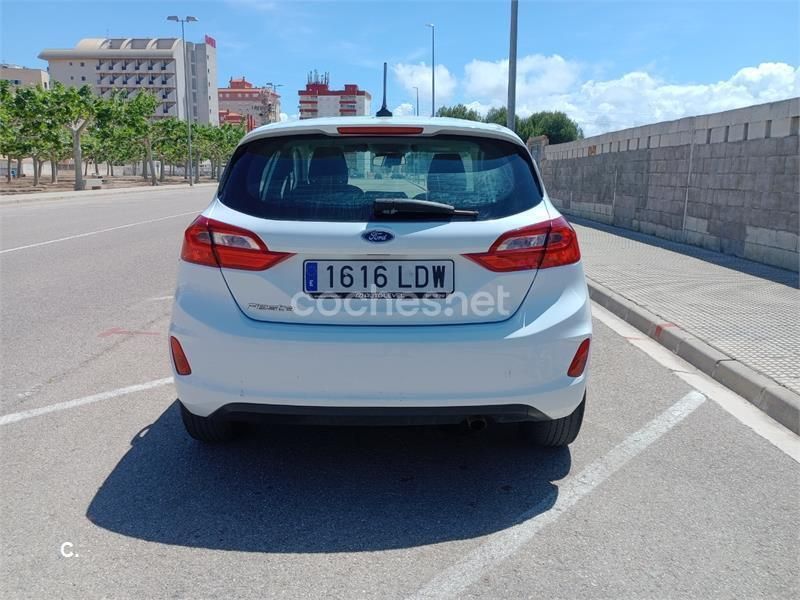 Blanco Usado 2020 Ford Fiesta Limited Utilitario | 11.000 € (Precio justo) - Imagen 1/4