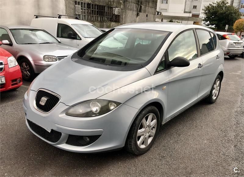Gris / plata Usado 2005 Seat Altea Reference Monovolumen | 5900 € (Precio justo) - Imagen 1/4