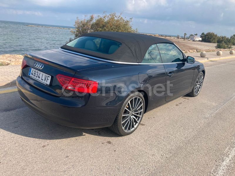 Usado Audi A5 Cabriolet 177 CV (130 kW) 2014 Azul Descapotable