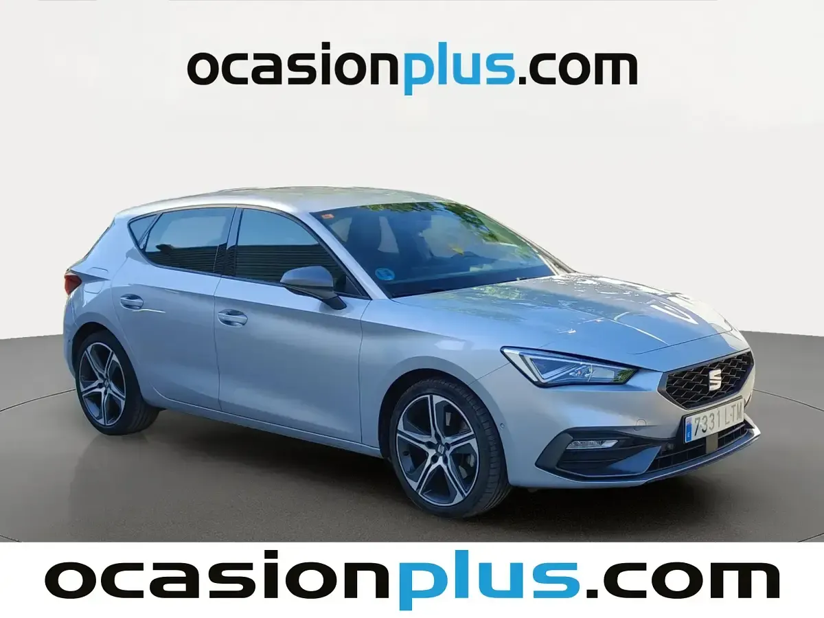 Usado Seat Leon FR 150 CV (110 kW) 2021 Gris